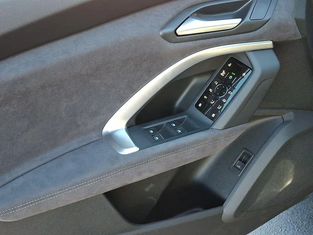 Nuevos AUDI SQ5 à Estados chez autogozo