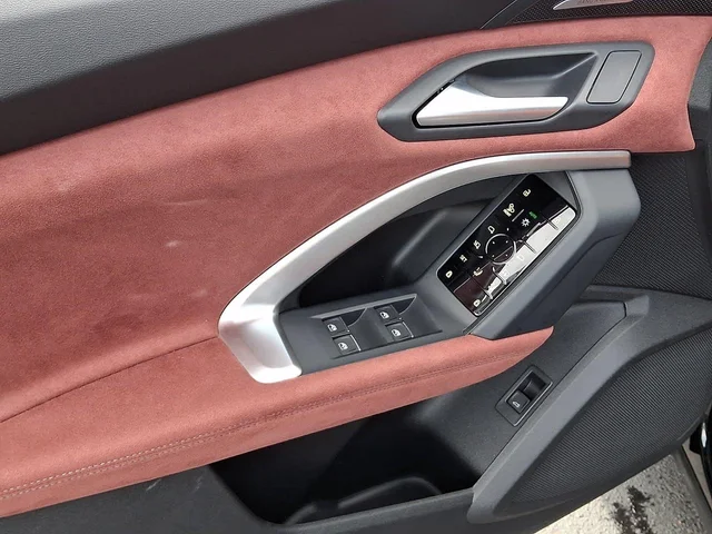 Nuevos AUDI SQ5 à Estados chez autogozo