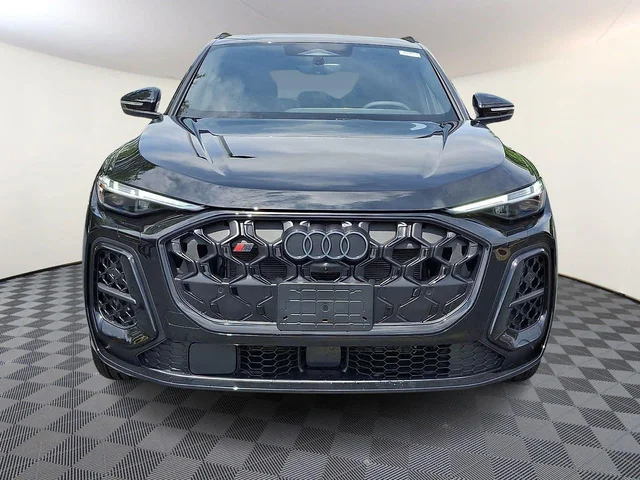 Nuevos AUDI SQ5 à Estados chez autogozo