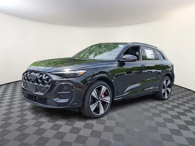 Nuevos AUDI SQ5 à Estados chez autogozo