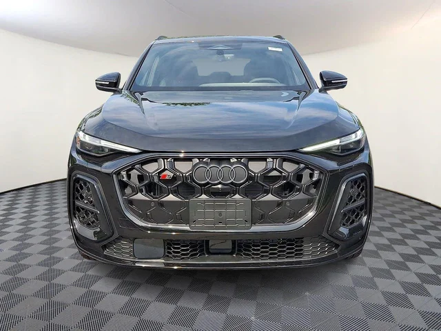 Nuevos AUDI SQ5 à Estados chez autogozo