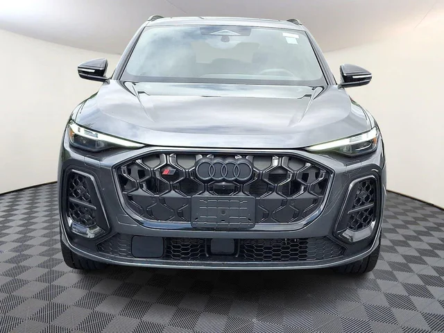 Nuevos AUDI SQ5 à Estados chez autogozo