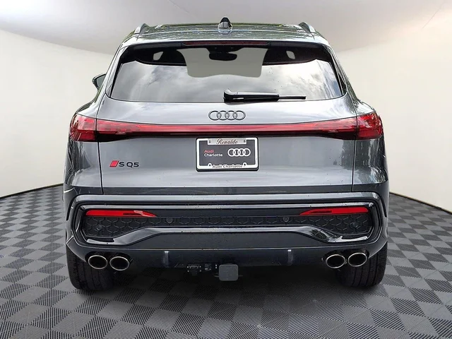 Nuevos AUDI SQ5 à Estados chez autogozo