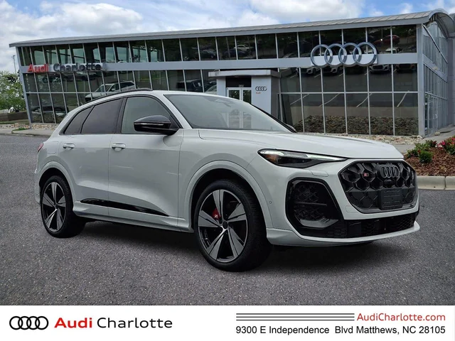 Nuevos AUDI SQ5 à Estados chez autogozo