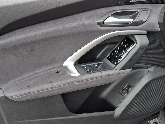 Nuevos AUDI SQ5 à Estados chez autogozo