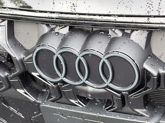 Nuevos AUDI SQ5 à Estados chez autogozo