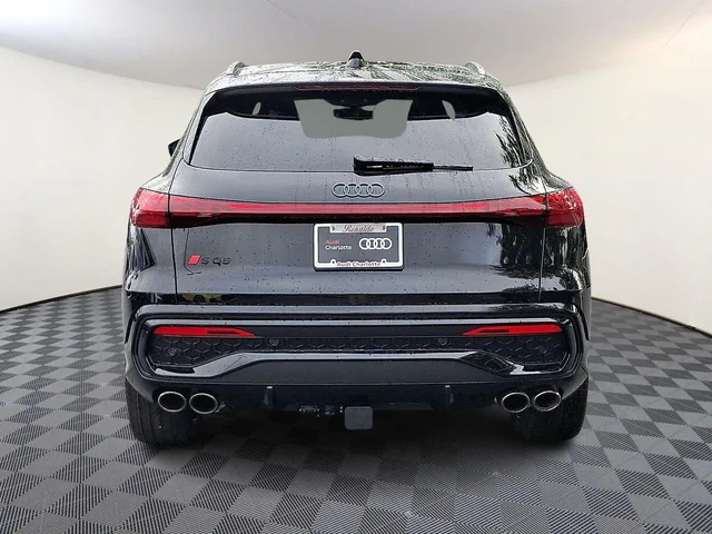 Nuevos AUDI SQ5 à Estados chez autogozo