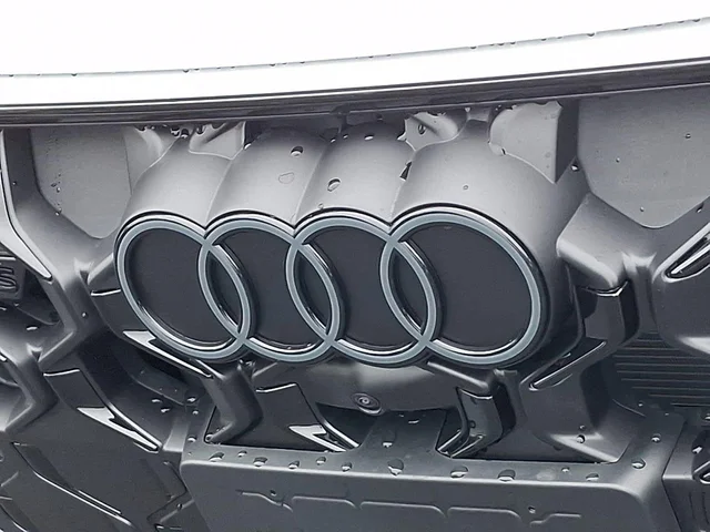 Nuevos AUDI SQ5 à Estados chez autogozo