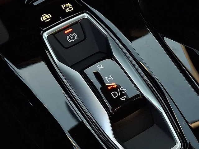 Nuevos AUDI SQ5 à Estados chez autogozo