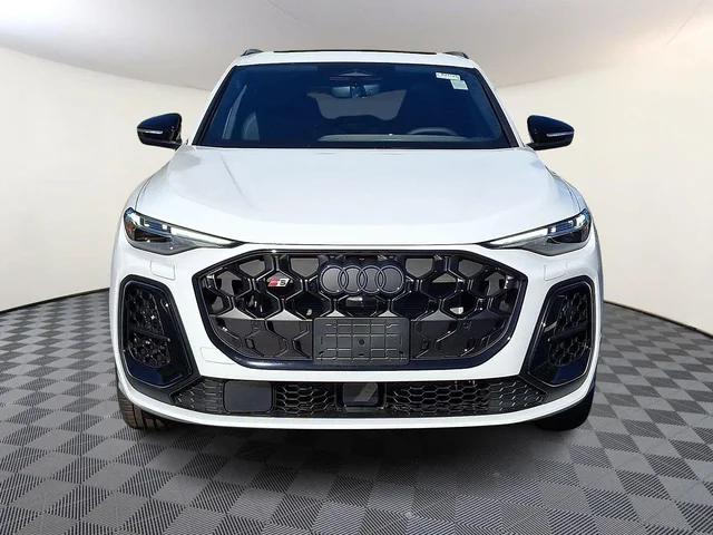 Nuevos AUDI SQ5 à Estados chez autogozo