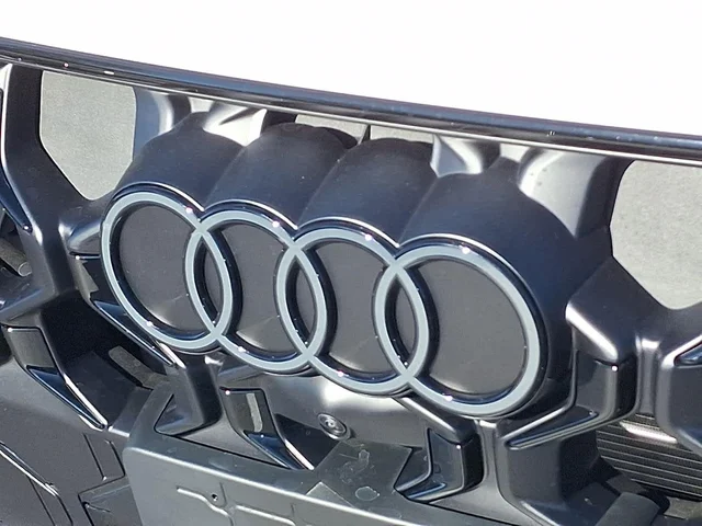Nuevos AUDI SQ5 à Estados chez autogozo