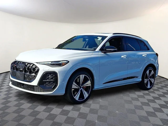 Nuevos AUDI SQ5 à Estados chez autogozo