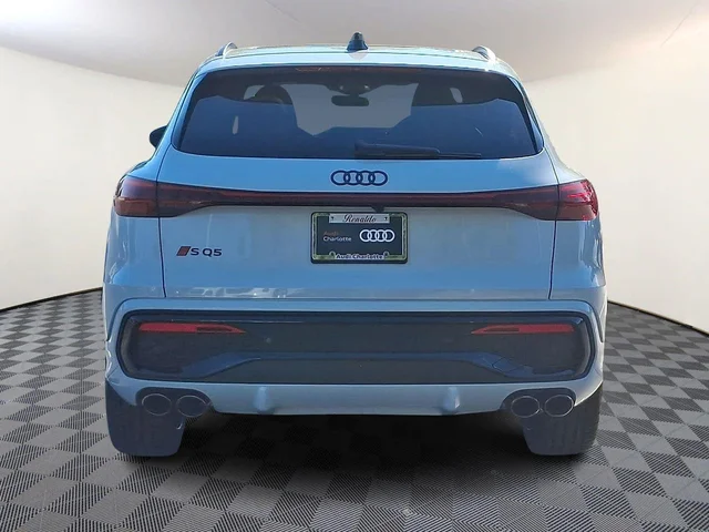 Nuevos AUDI SQ5 à Estados chez autogozo