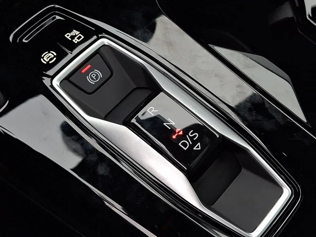 Nuevos AUDI SQ5 à Estados chez autogozo