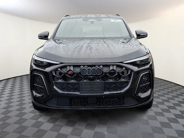 Nuevos AUDI SQ5 à Estados chez autogozo