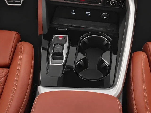 Nuevos AUDI SQ5 à Estados chez autogozo