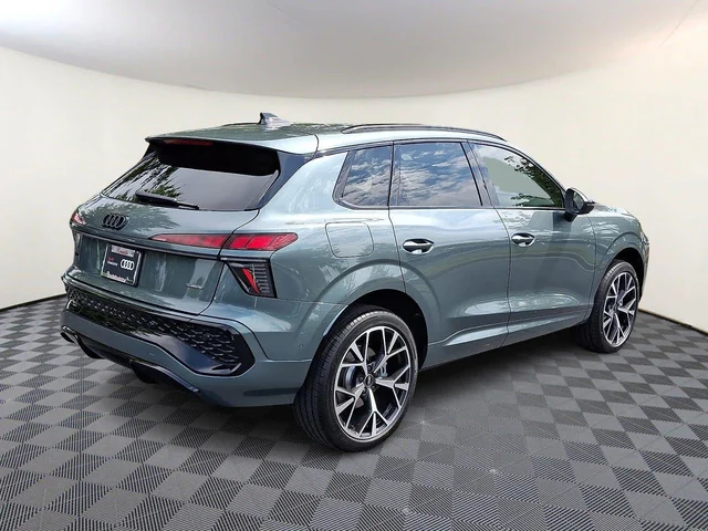 Nuevos AUDI Q3 à Estados chez autogozo