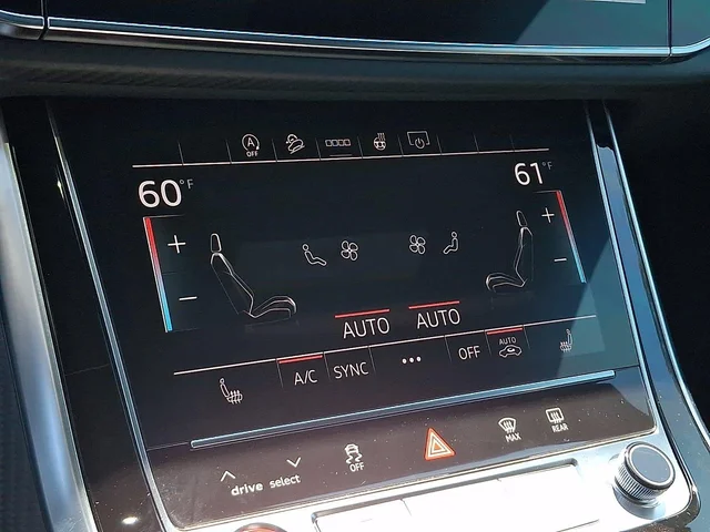 Nuevos AUDI SQ8 à Estados chez autogozo
