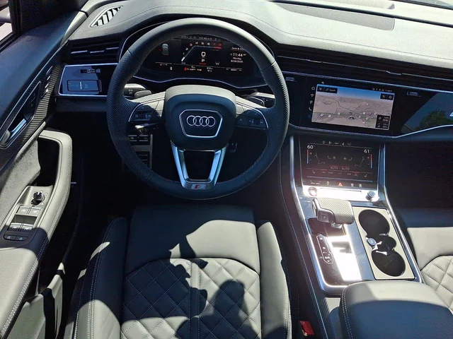 Nuevos AUDI SQ8 à Estados chez autogozo