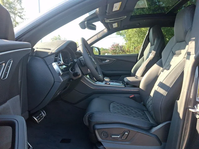 Nuevos AUDI SQ8 à Estados chez autogozo