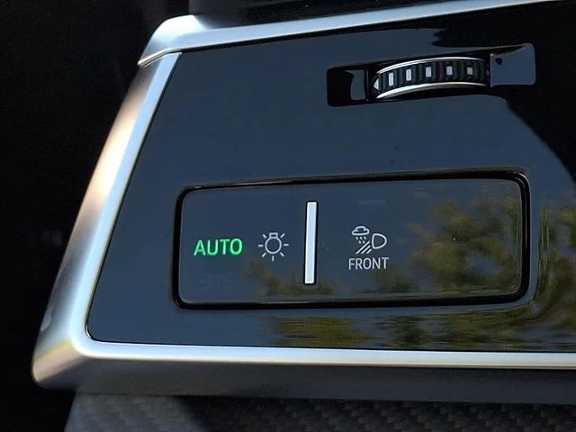 Nuevos AUDI SQ8 à Estados chez autogozo