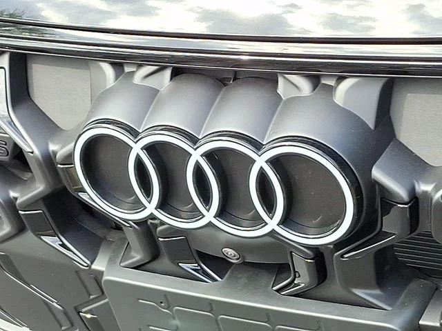 Nuevos AUDI SQ5 SPORTBACK à Estados chez autogozo