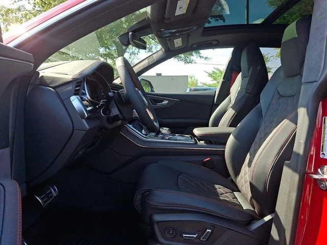 Nuevos AUDI SQ8 à Estados chez autogozo