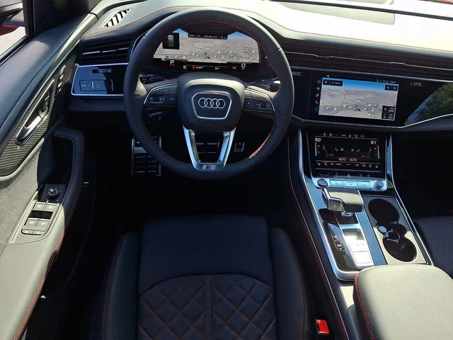 Nuevos AUDI SQ8 à Estados chez autogozo