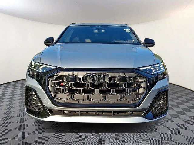 Nuevos AUDI SQ8 à Estados chez autogozo