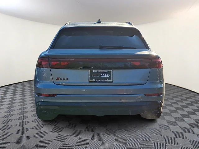 Nuevos AUDI SQ8 à Estados chez autogozo
