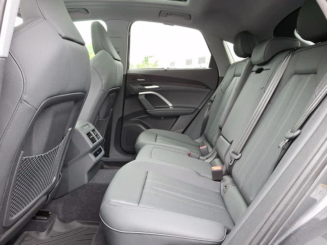 Nuevos AUDI Q5 SPORTBACK à Estados chez autogozo