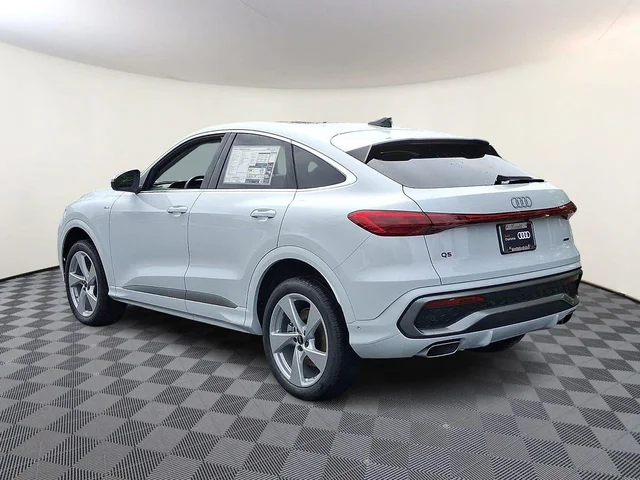 Nuevos AUDI Q5 SPORTBACK à Estados chez autogozo