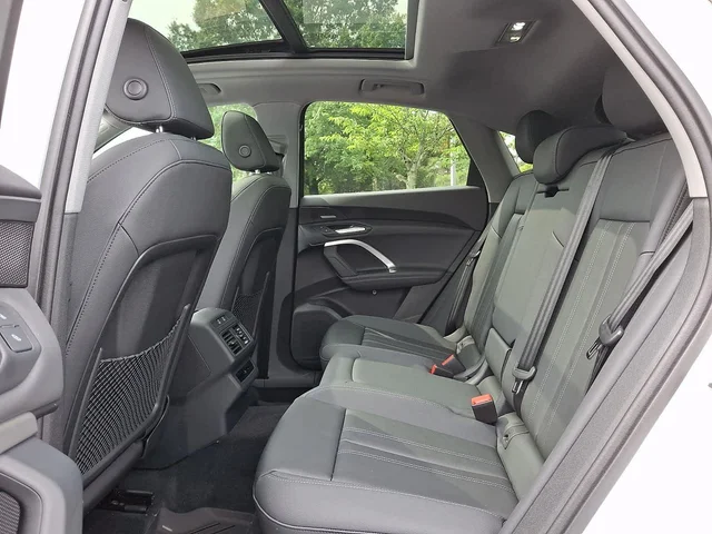 Nuevos AUDI Q5 SPORTBACK à Estados chez autogozo