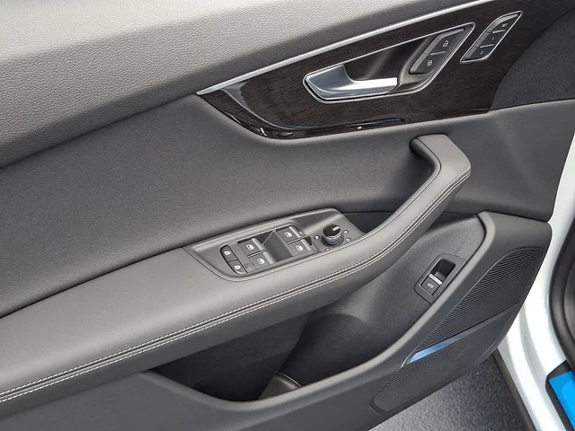 Nuevos AUDI Q8 à Estados chez autogozo