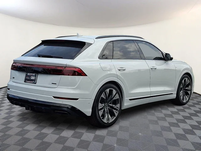 Nuevos AUDI Q8 à Estados chez autogozo