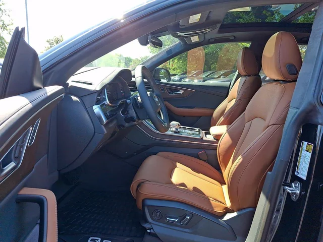 Nuevos AUDI Q8 à Estados chez autogozo