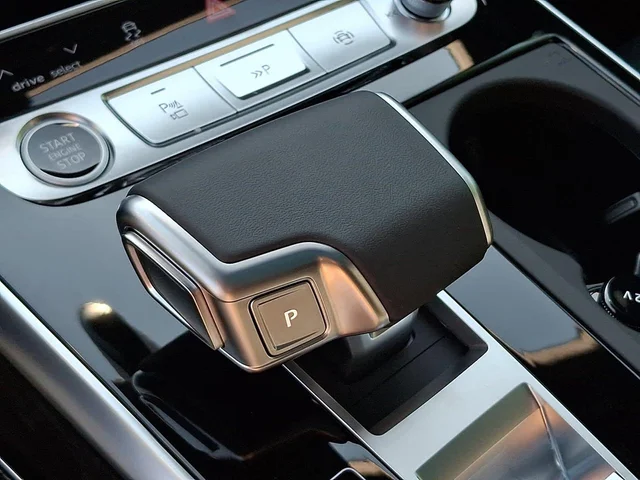 Nuevos AUDI Q8 à Estados chez autogozo
