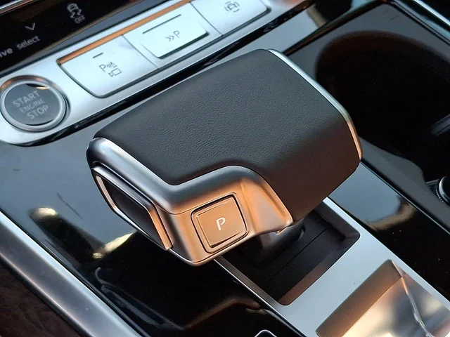 Nuevos AUDI Q8 à Estados chez autogozo