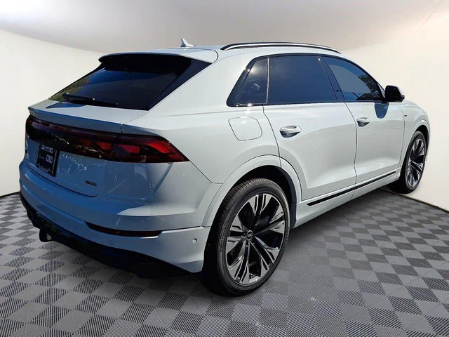 Nuevos AUDI Q8 à Estados chez autogozo