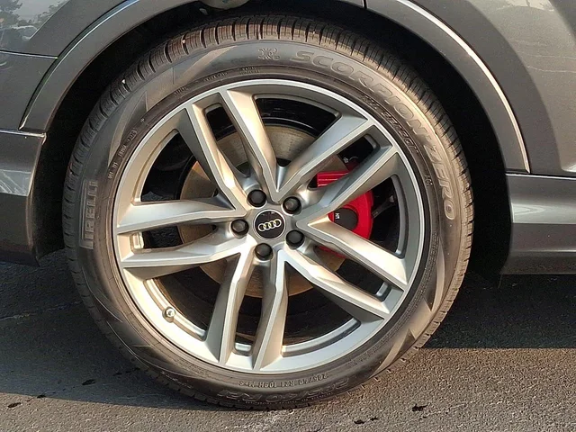 Nuevos AUDI Q7 à Estados chez autogozo