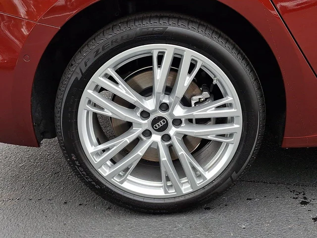Nuevos AUDI A5 à Estados chez autogozo