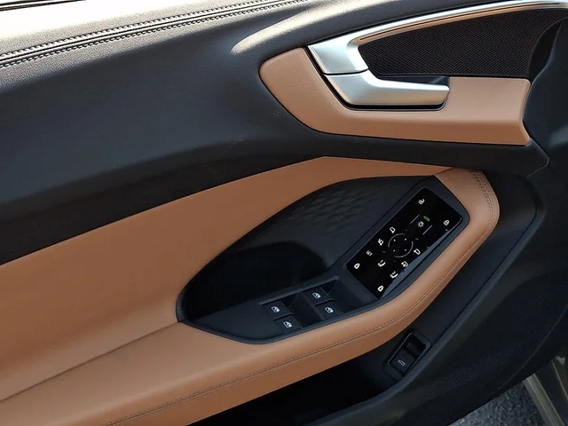 Nuevos AUDI A5 à Estados chez autogozo