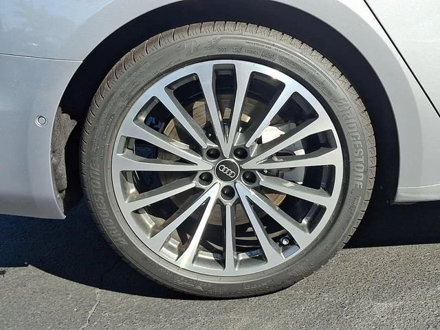 Nuevos AUDI A6 SEDAN à Estados chez autogozo