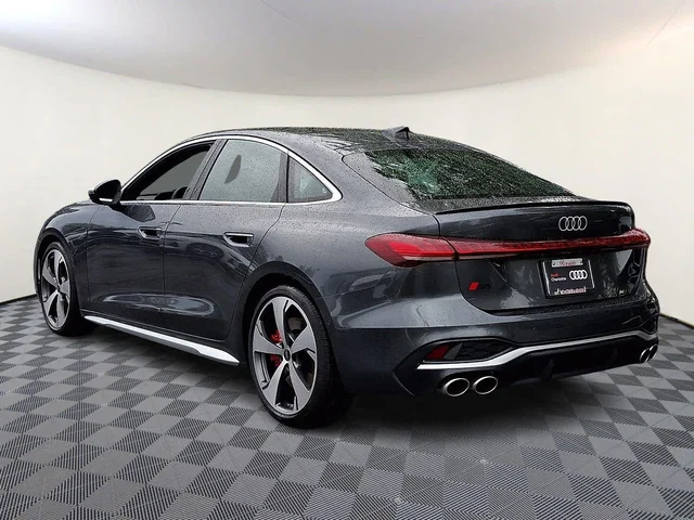 Nuevos AUDI S5 à Estados chez autogozo