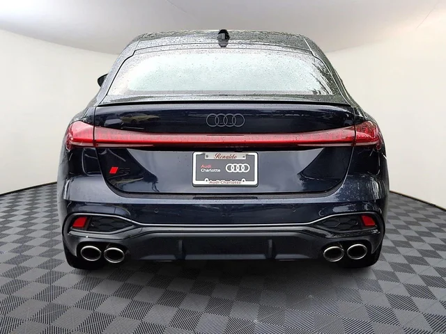 Nuevos AUDI S5 à Estados chez autogozo