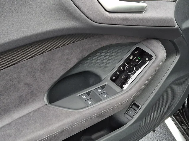 Nuevos AUDI S5 à Estados chez autogozo