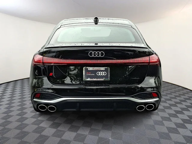 Nuevos AUDI S5 à Estados chez autogozo