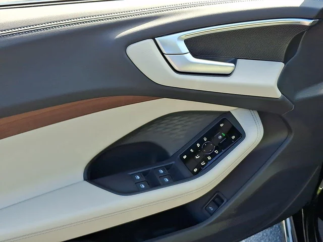 Nuevos AUDI A5 à Estados chez autogozo