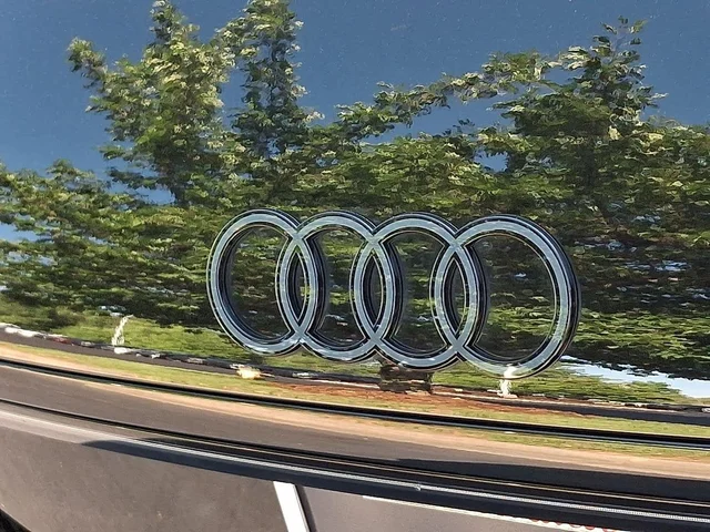 SEMINUEVOS AUDI A6 Sedan a Estados en autogozo