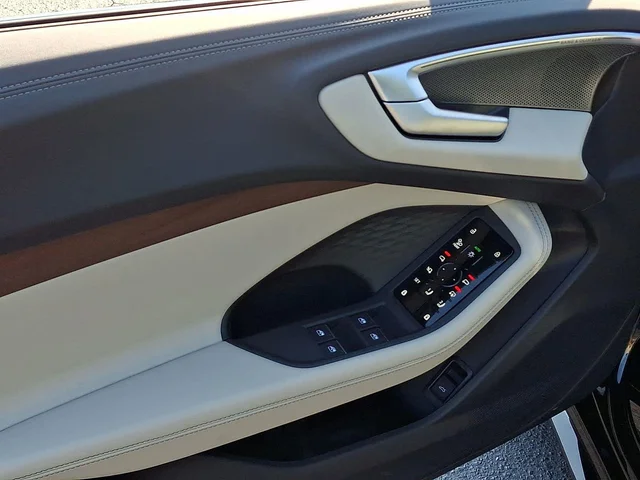 Nuevos AUDI A5 à Estados chez autogozo